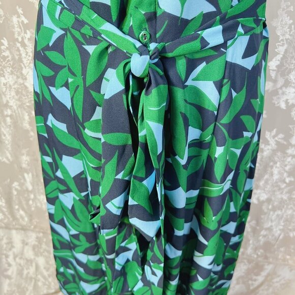 Walter Baker Valencia Dress in Green Short Sleeve Button Up Leaf Print Size M - Picture 5 of 13